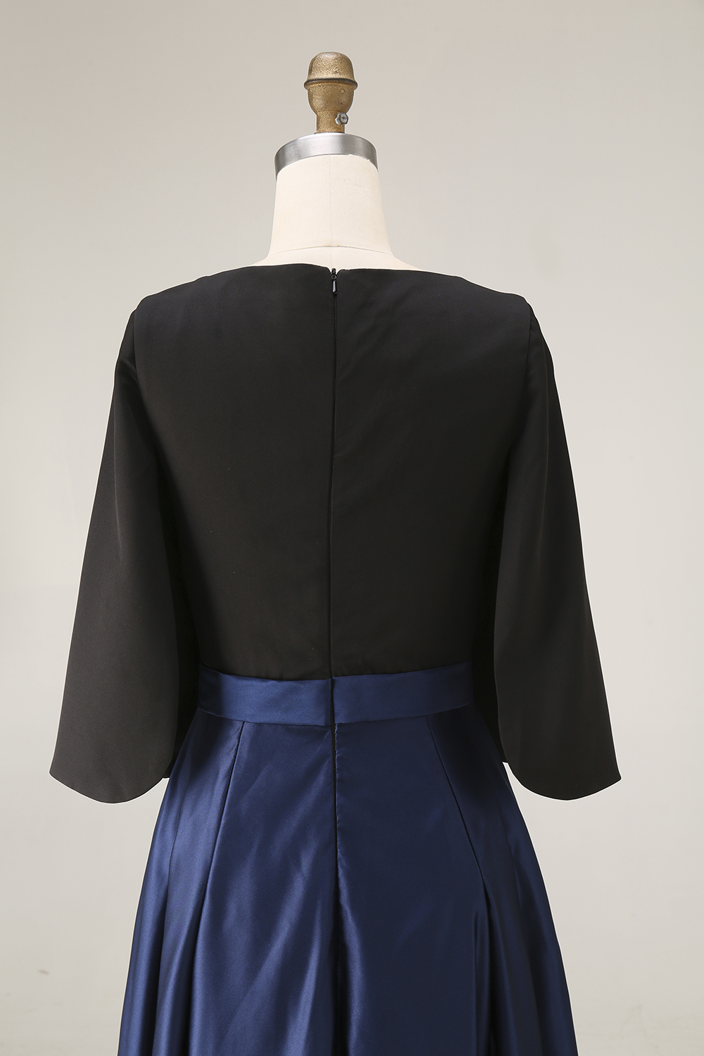 Evening Formal Dress Golden A-Line Crew Neck Satin Maxi Dress 