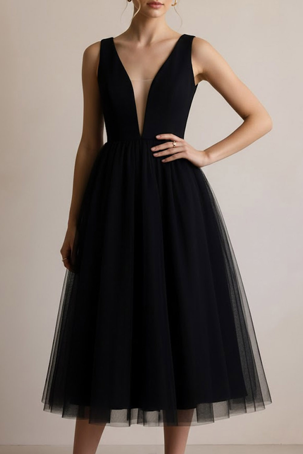 Black Formal Party Dress A-Line V-Neck Tulle Midi Dress
