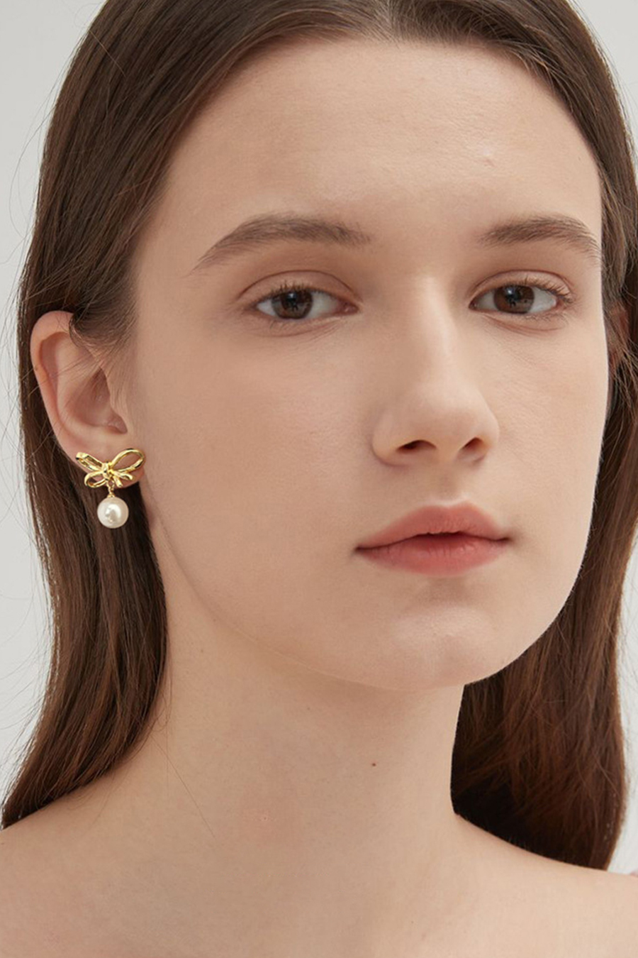 Gold Bow Pearl Earrings