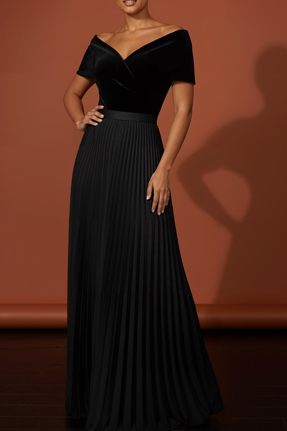 Black Formal Evening Dress A-Line Off the Shoulder Pleated Maxi Dress