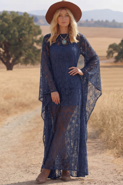 White Boho Dress A-Line Crew Neck Long Sleeve Lace Maxi Dress