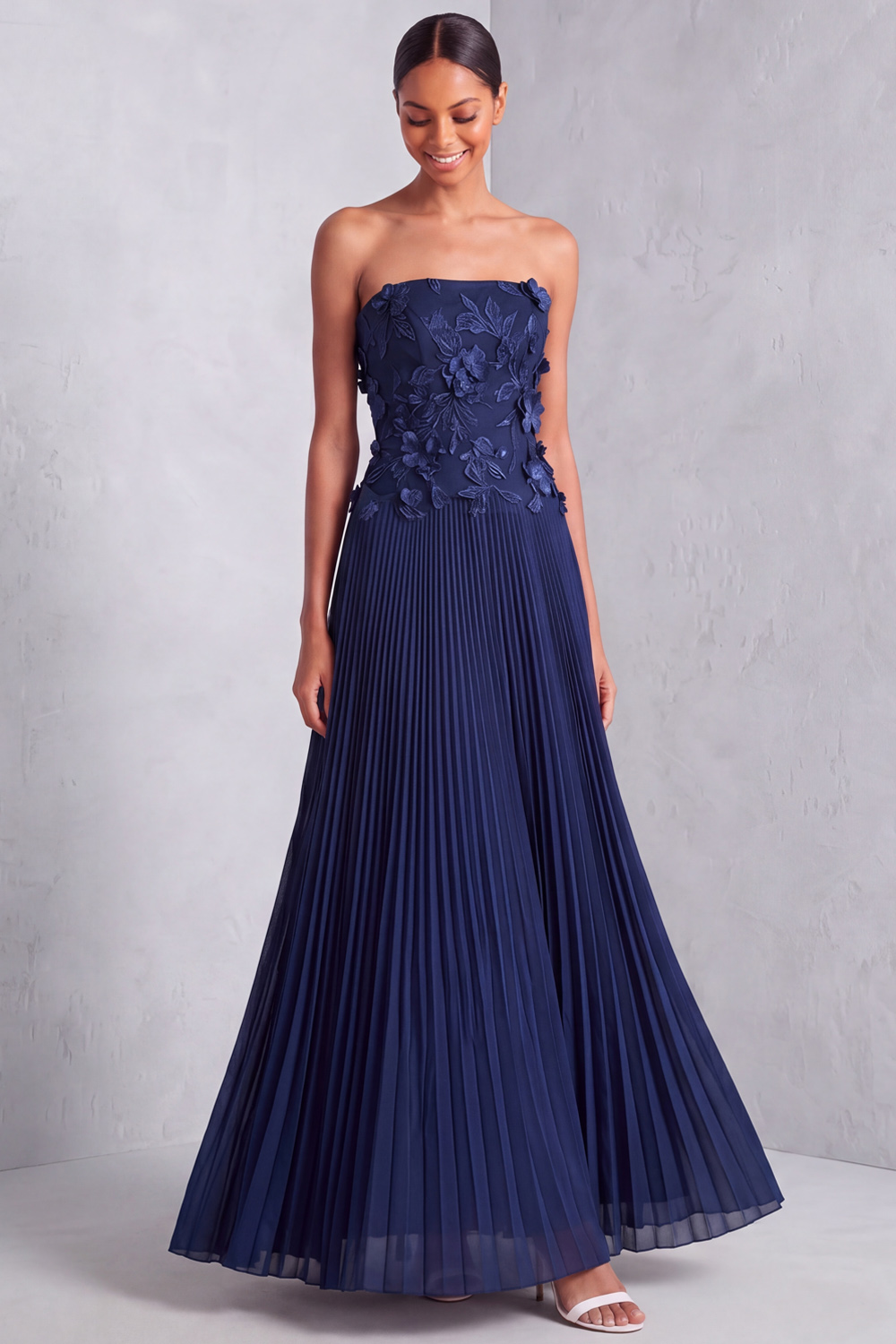 Navy Appliqued Formal Dress A-Line Strapless Pleated Tulle Maxi Dress 