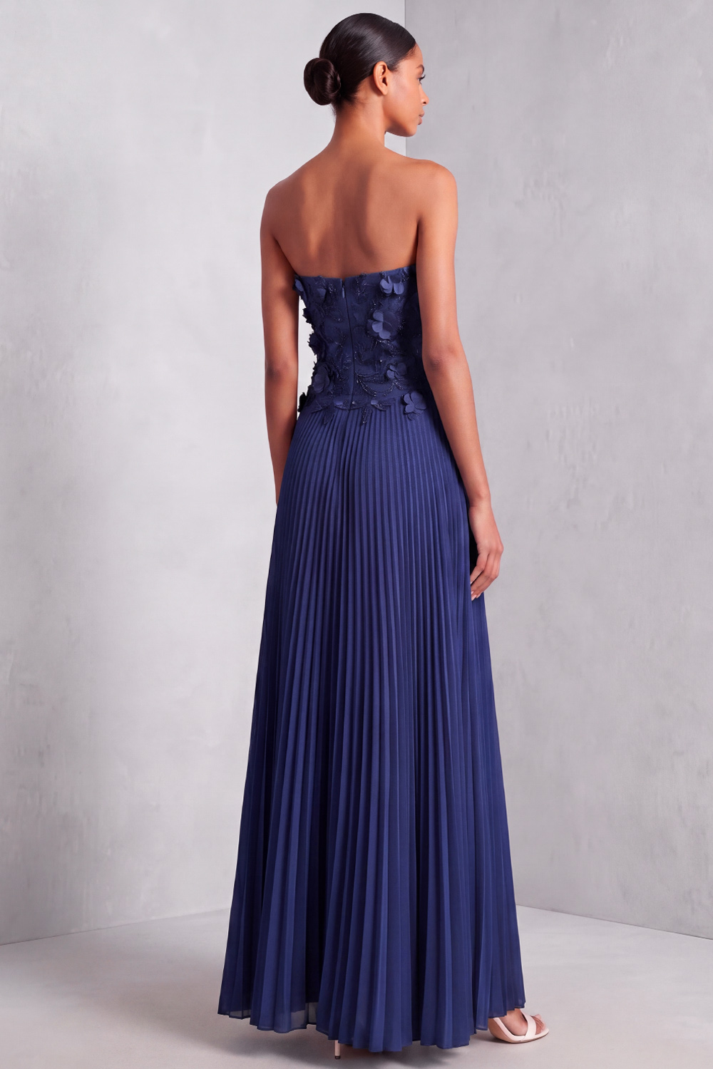 Navy Appliqued Formal Dress A-Line Strapless Pleated Tulle Maxi Dress 