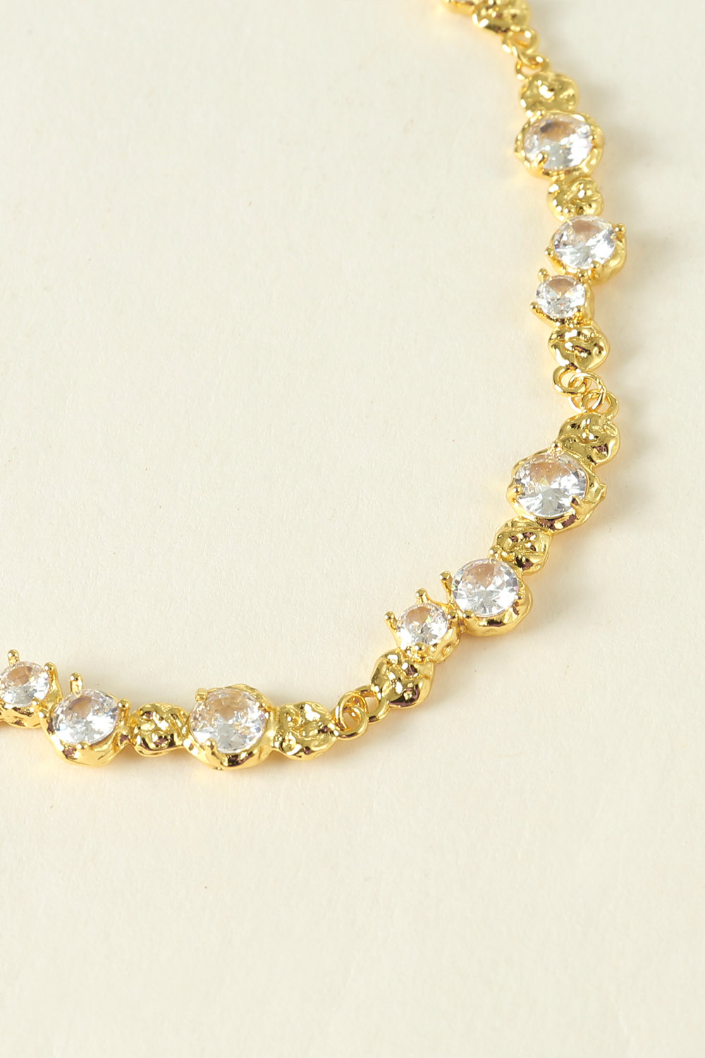 Elegant Sparkling Golden Zirconia Necklace