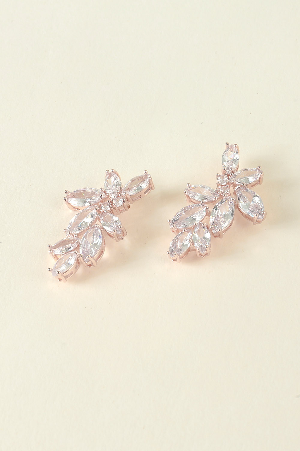 Elegant Floral Rhinestone Earrings-Chiclody