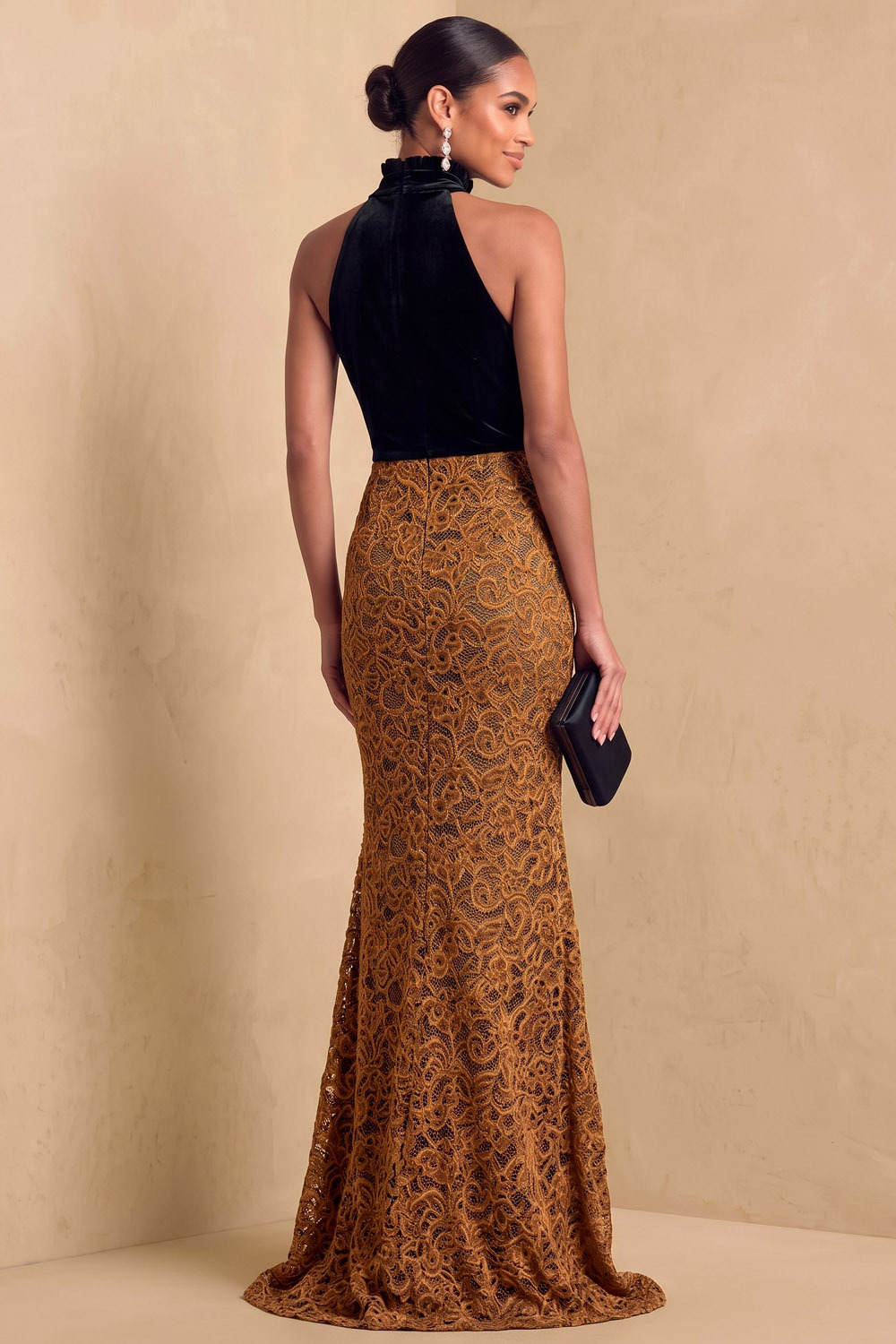 Ruffled Halter Neck Velvet Lace Mermaid Formal&Evening Dress