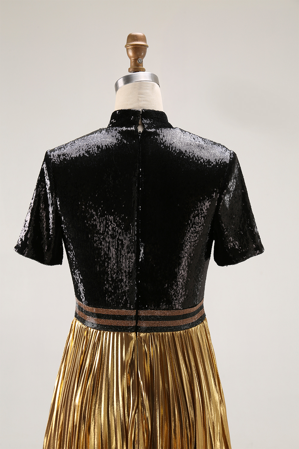 Party Shiny Dress Pleated Pearl Black and Gold Color-Block Maxi Dress