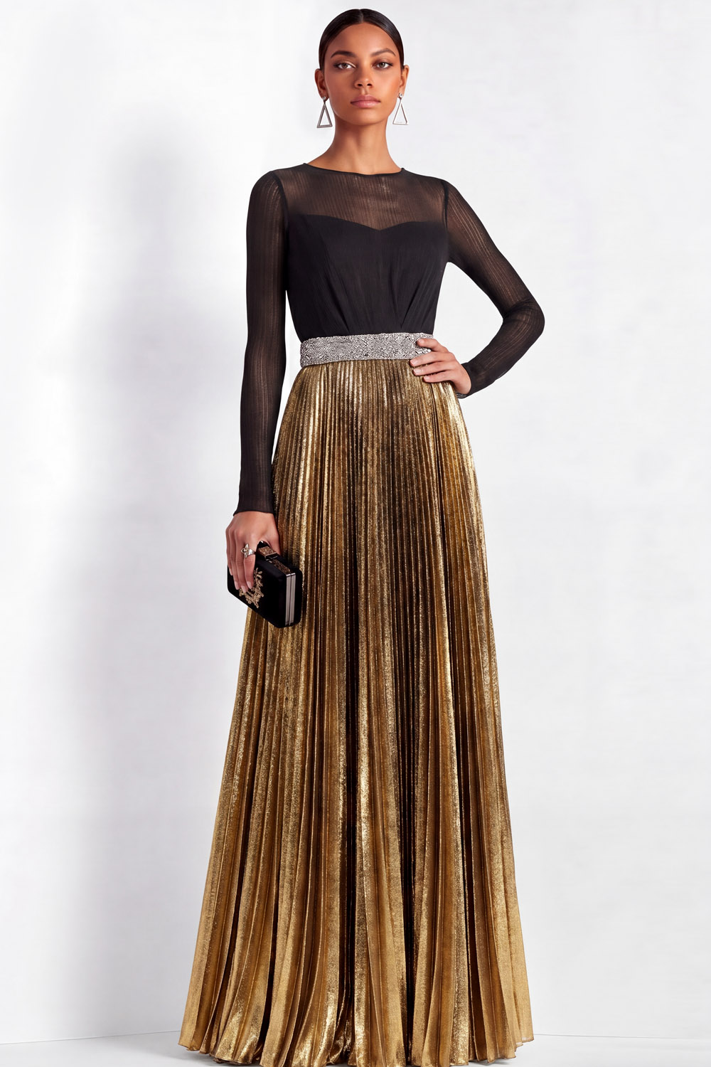 Evening Formal Dress Black Gold Round Neck Metallic Pleated Gown