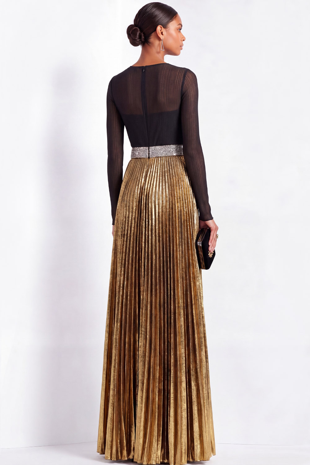 Evening Formal Dress Black Gold Round Neck Metallic Pleated Gown