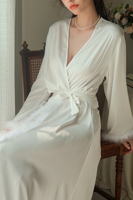 Bridesmaid Pajama Robe Champagne V Neck Satin Feather Robes Gown