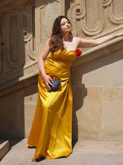 Elegant Formal Red Maxi Prom Dress Strapless Evening Gown