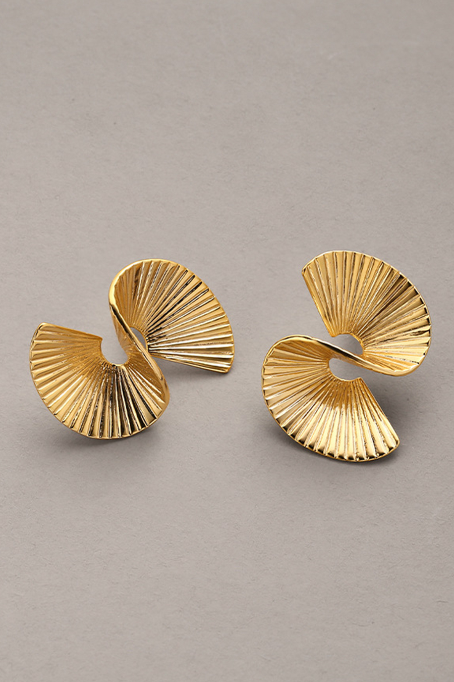 Gold Minimalist Fan Shape Earrings