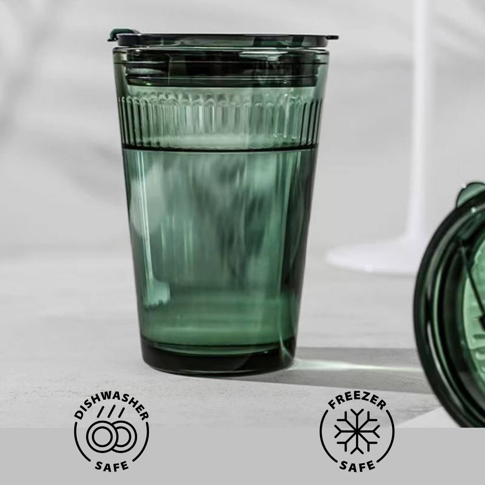 glass cups with glass straws