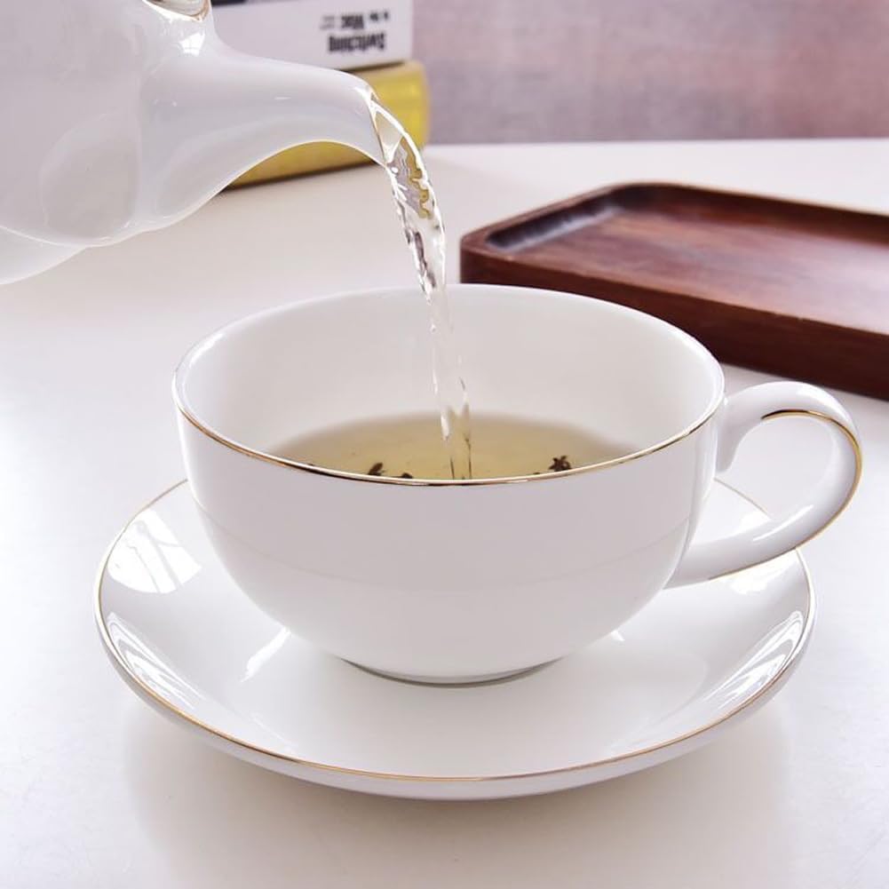 Compact tea-for-one set with matching saucer for personal brewing