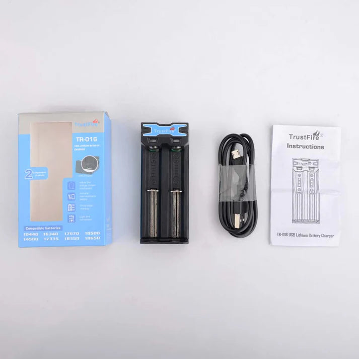 Cargador de batería TR-016-EStrustfire