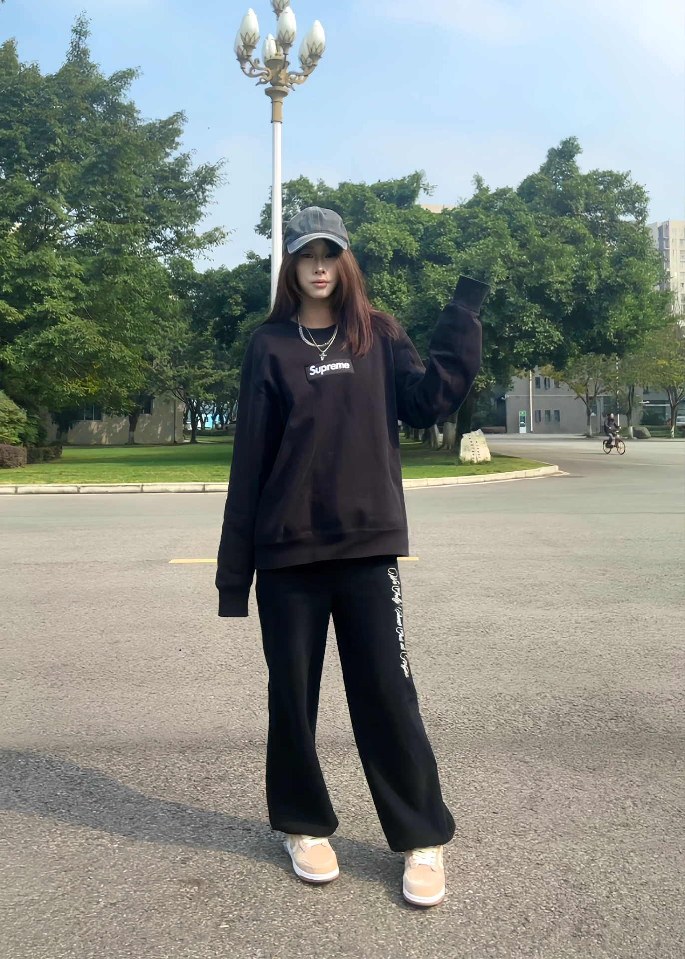 Supreme 18FW Box Logo Crewneck