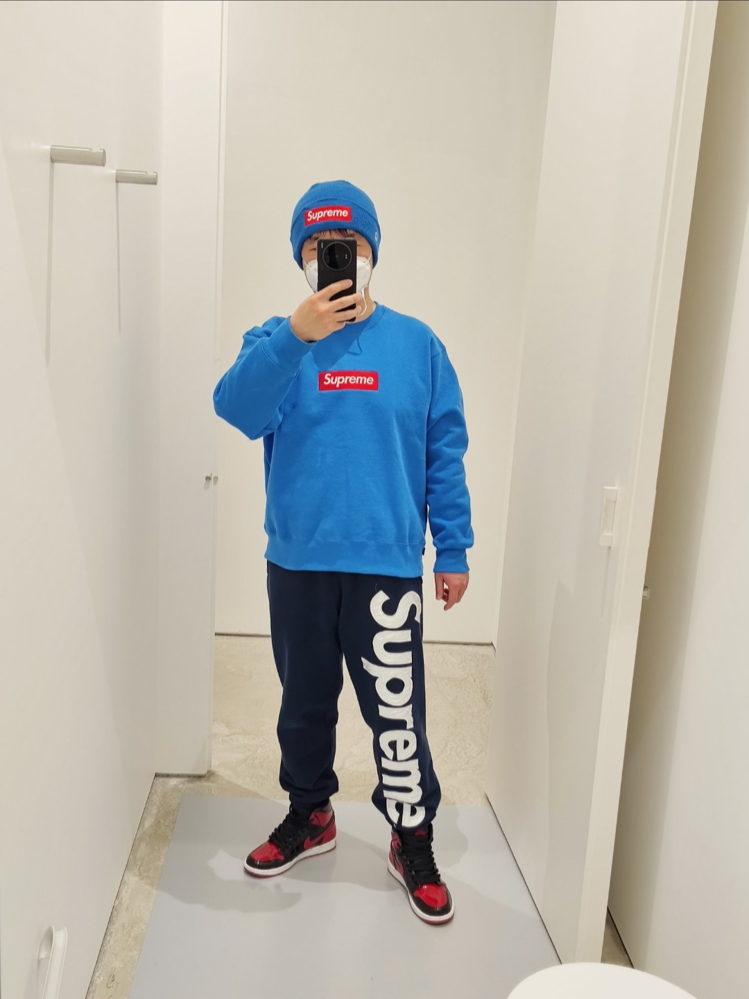 Supreme 22FW Box Logo Crewneck