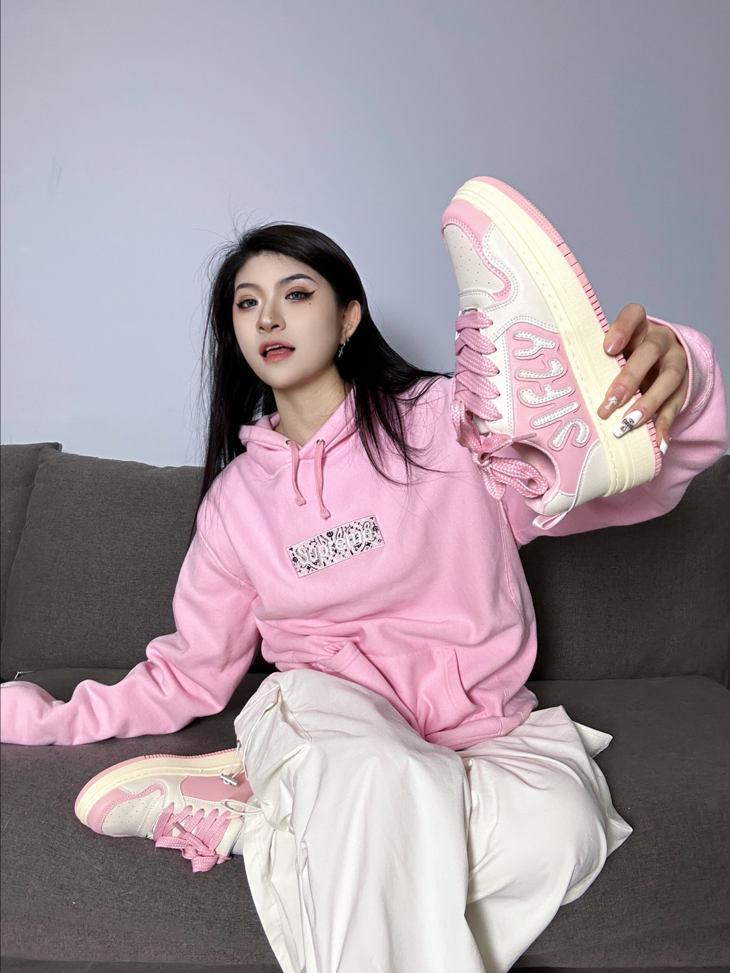 Supreme 19FW Bandana Box Logo Hooded Sweatshirt