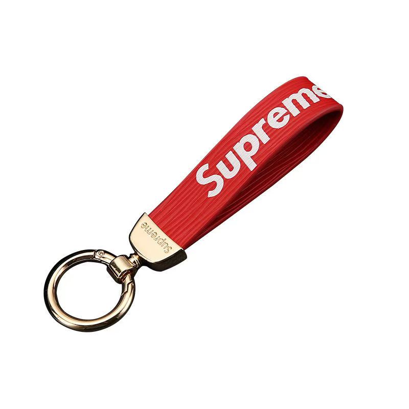 Supremeキーチェーン。