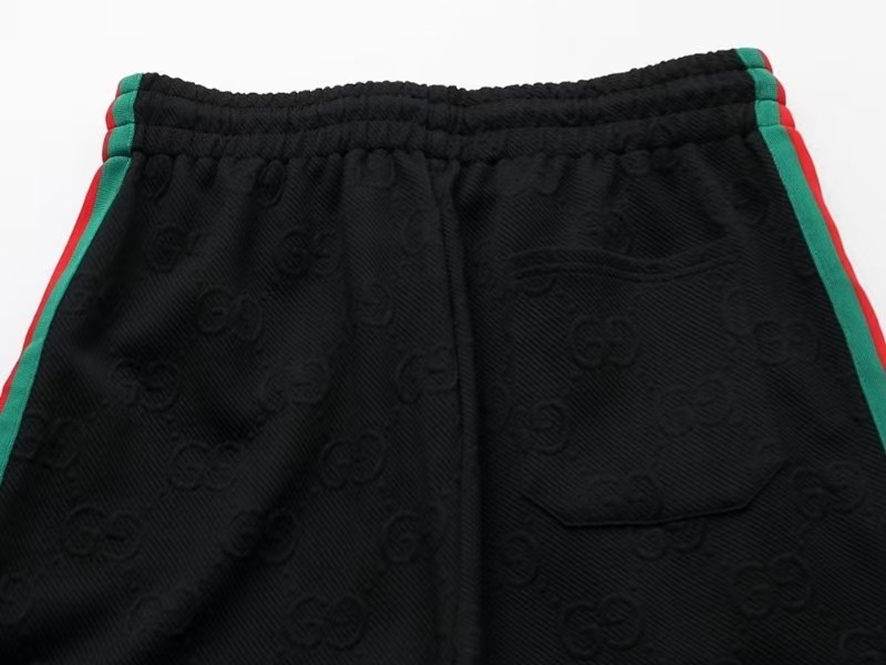 【GUCCI】( グッチ) スーツ【即日出荷】ご好評に付き再入荷！