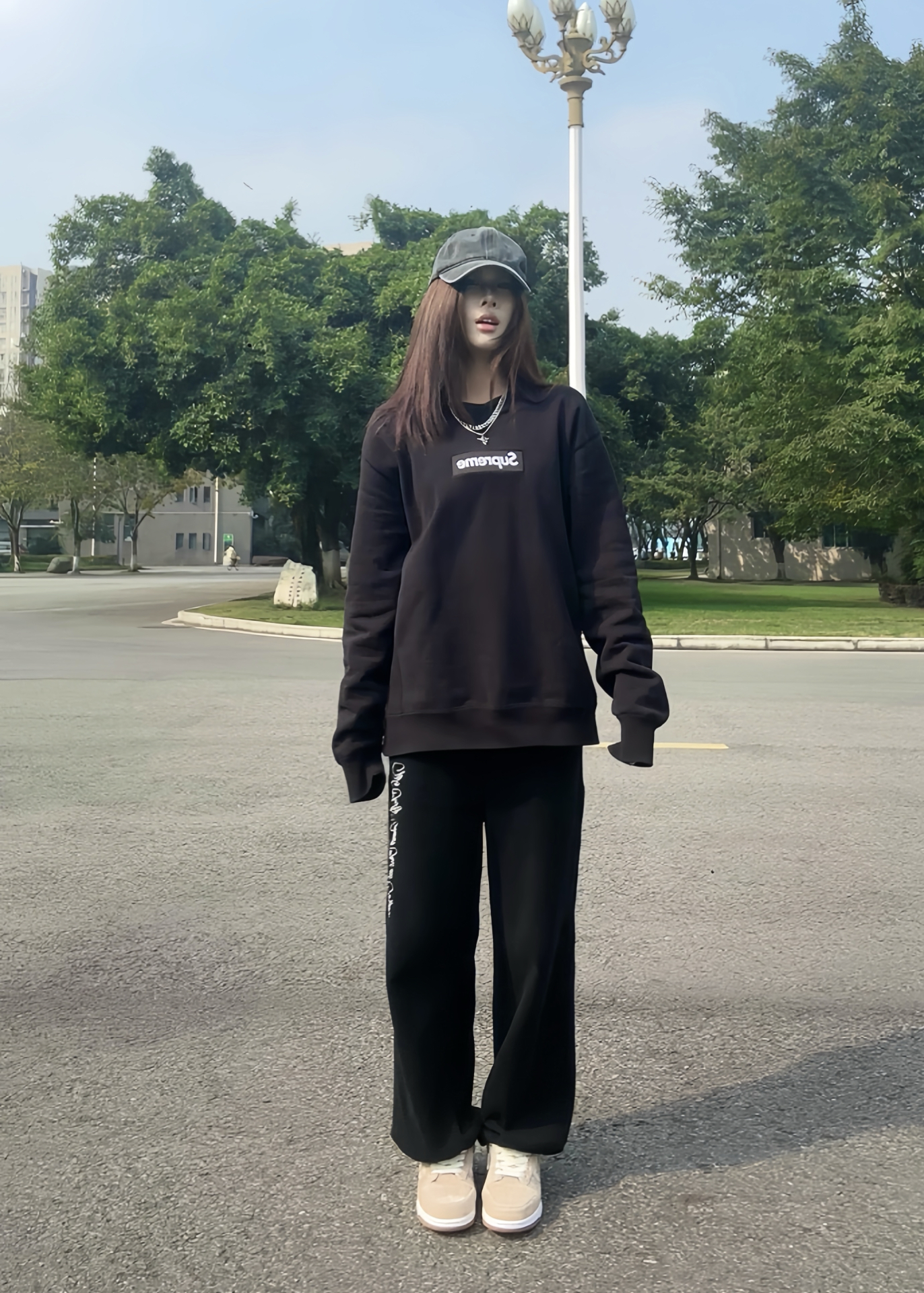 Supreme 18FW Box Logo Crewneck