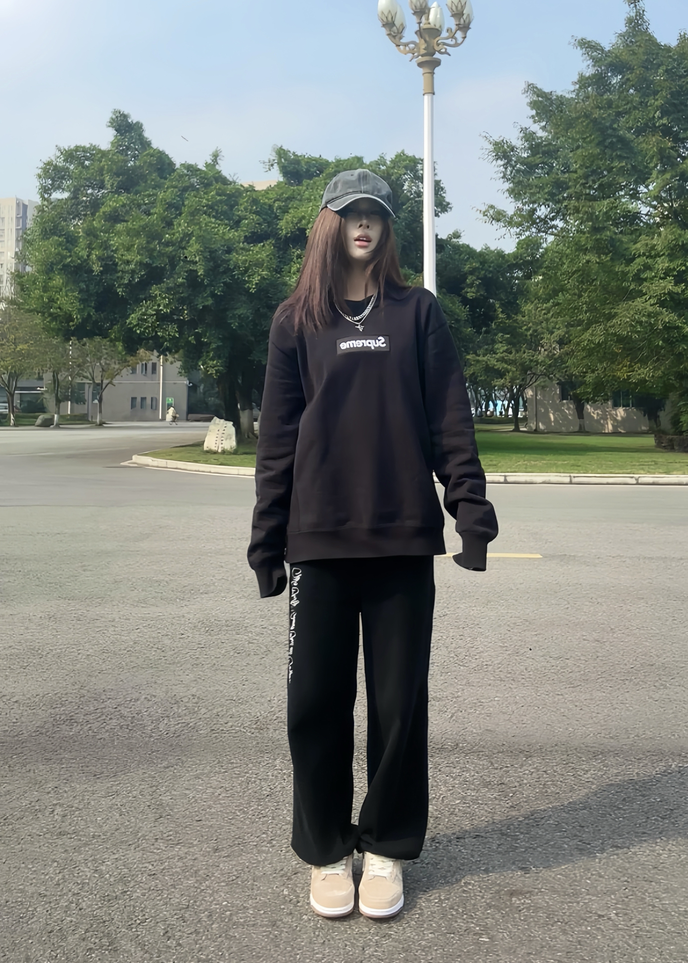 Supreme 18FW Box Logo Crewneck