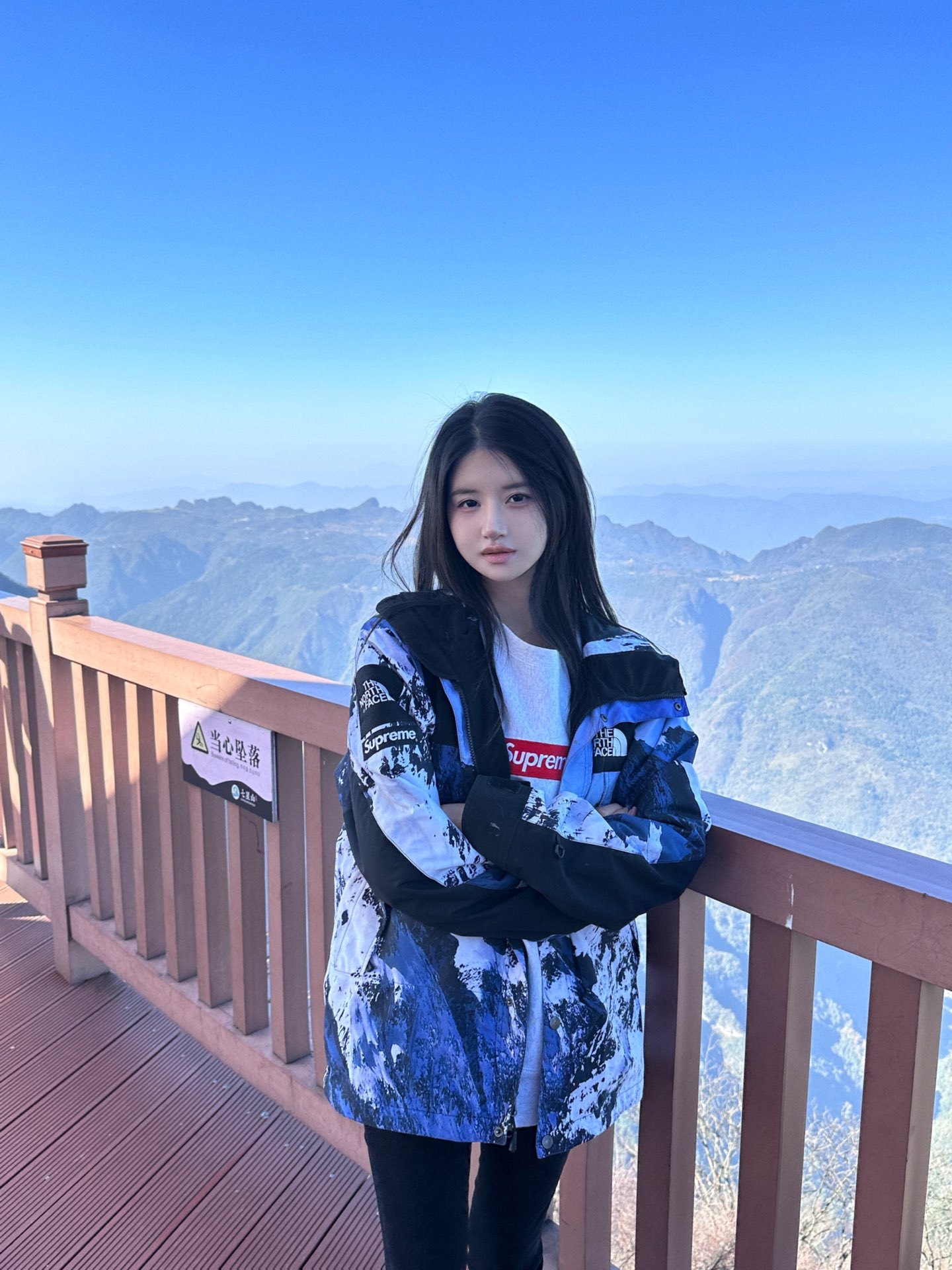 Supreme 18FW Box Logo Crewneck