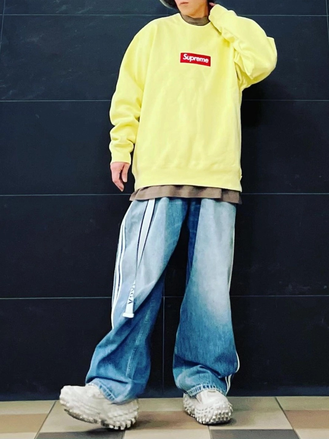 Supreme 22FW Box Logo Crewneck