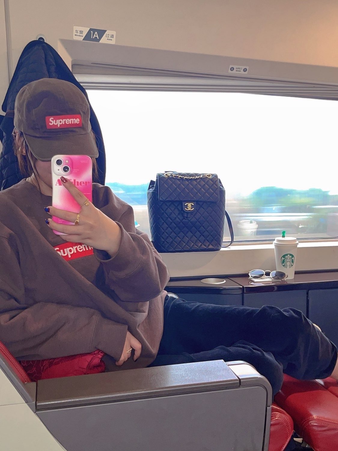 Supreme 22FW Box Logo Crewneck