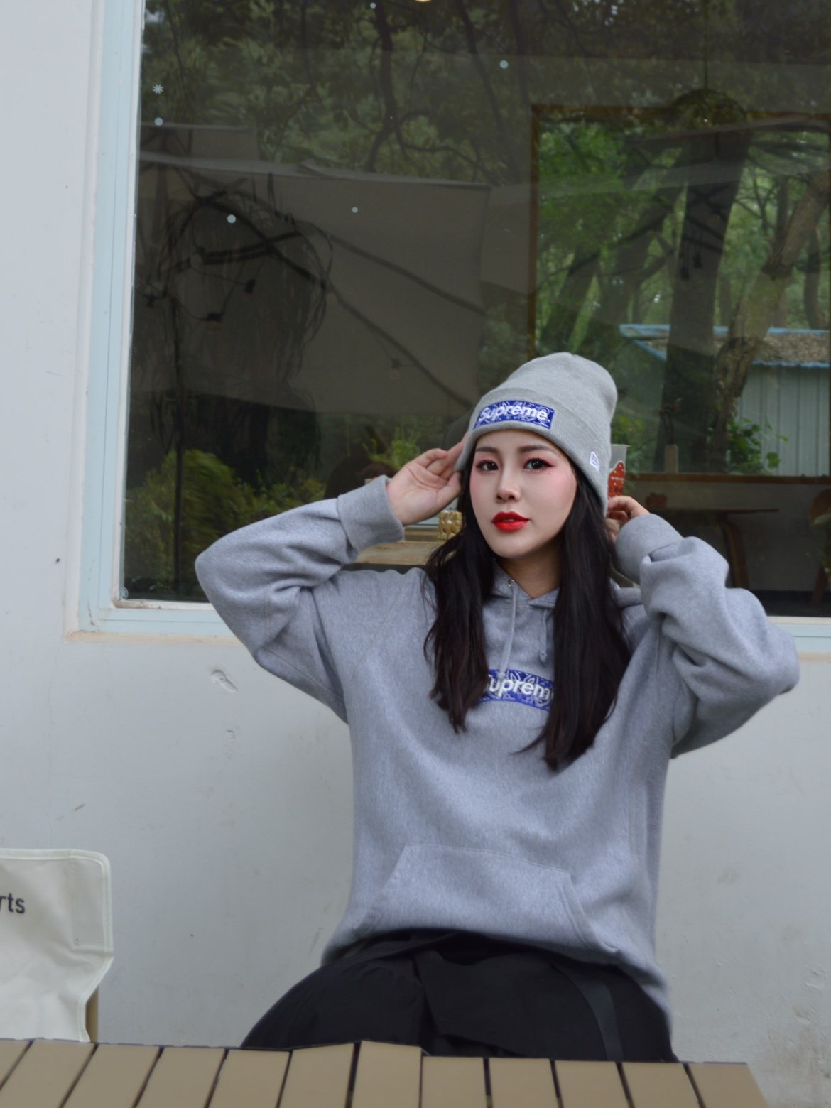 Supreme 19FW Bandana Box Logo Hooded Sweatshirt