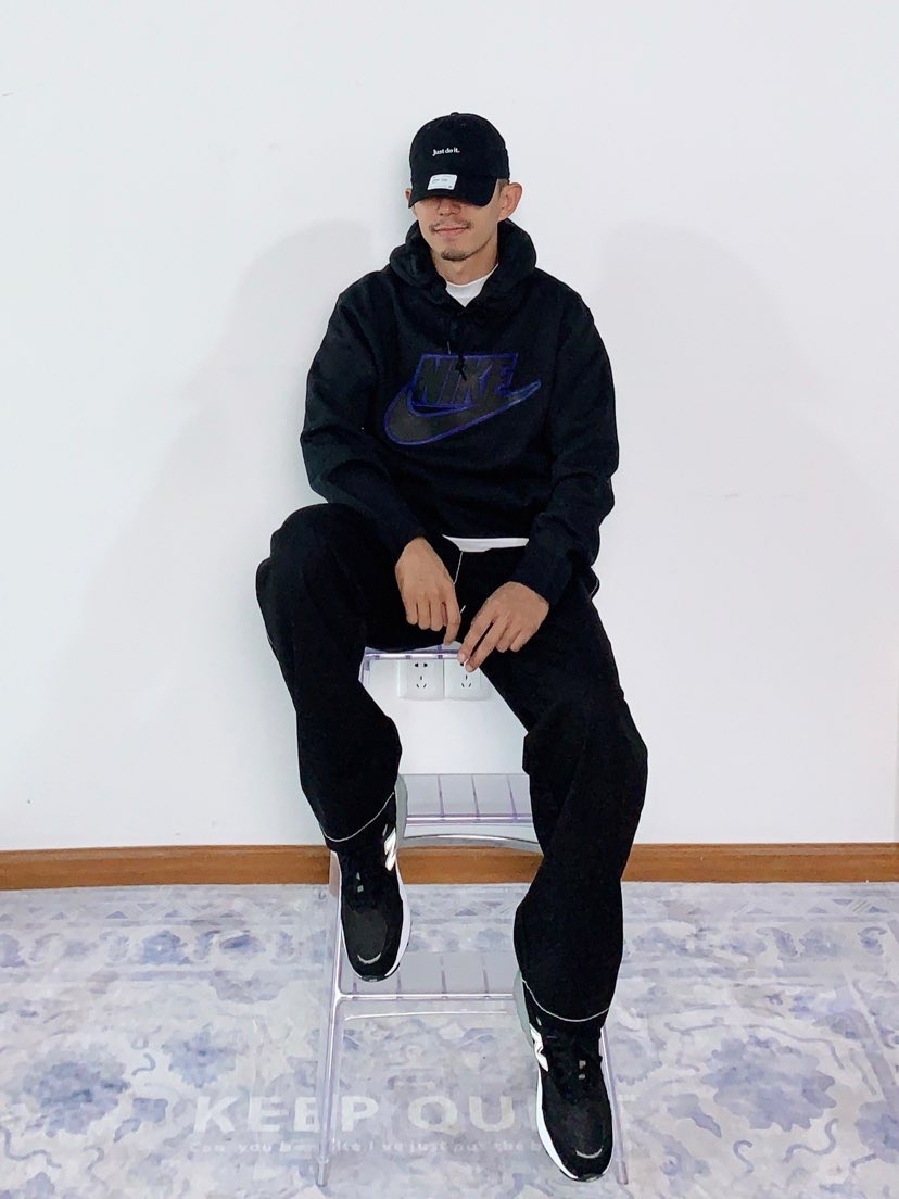 Supreme®/Nike® 19FW Leather Appliqué Hooded Sweatshirt