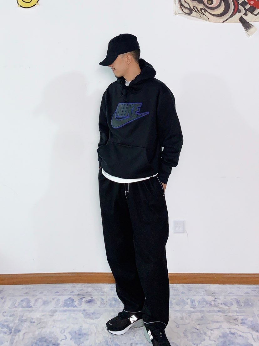 Supreme®/Nike® 19FW Leather Appliqué Hooded Sweatshirt