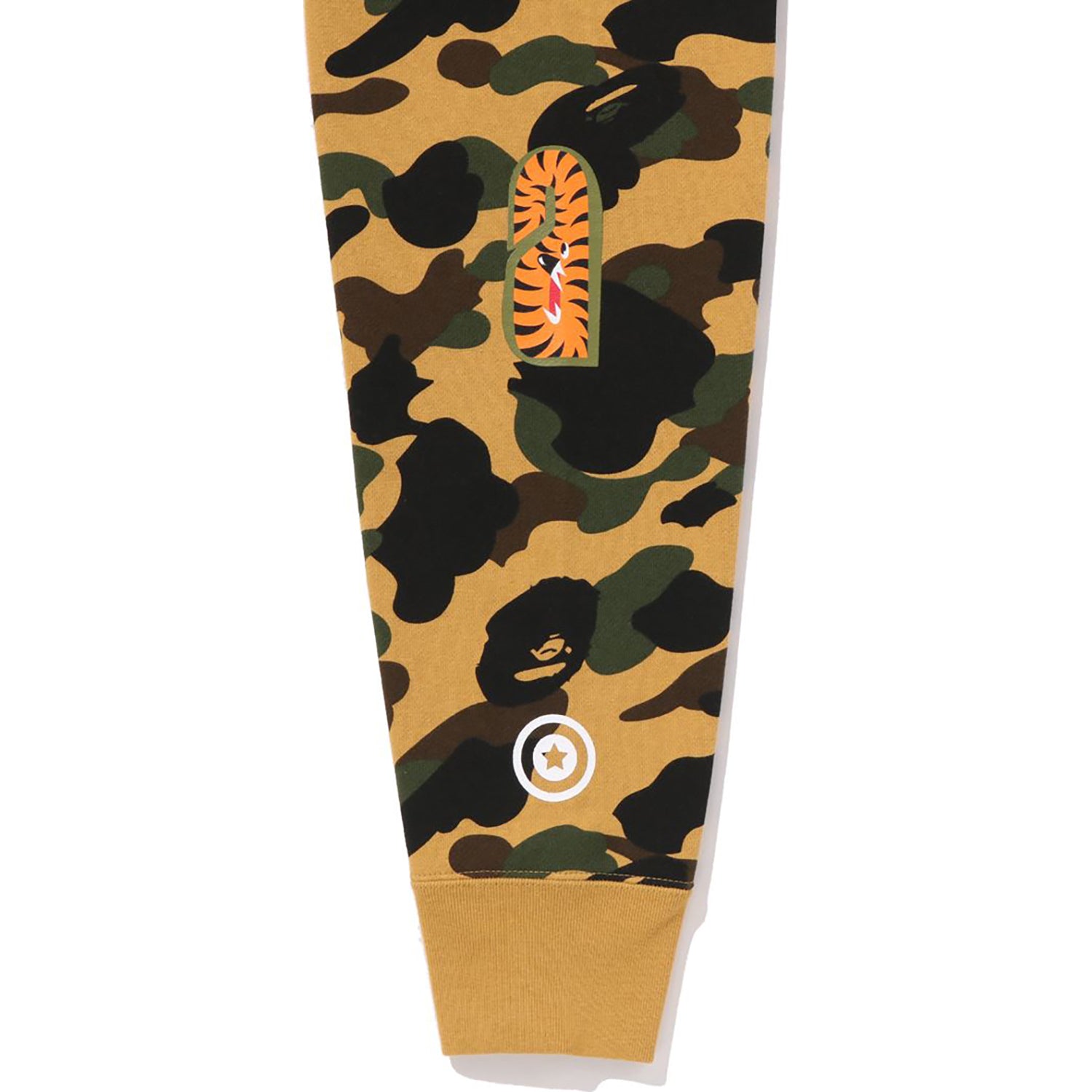 1ST CAMO SHARK CREWNECK SWEATSHIRT MENS