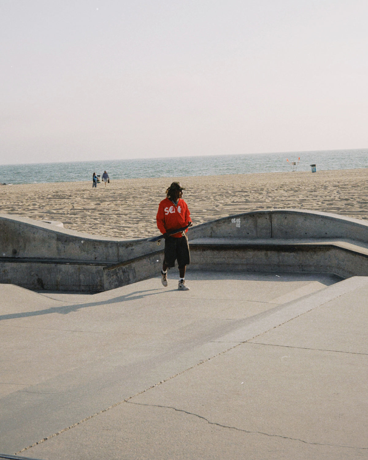 MONEY SEA ZIP UP SWEATSHIRT