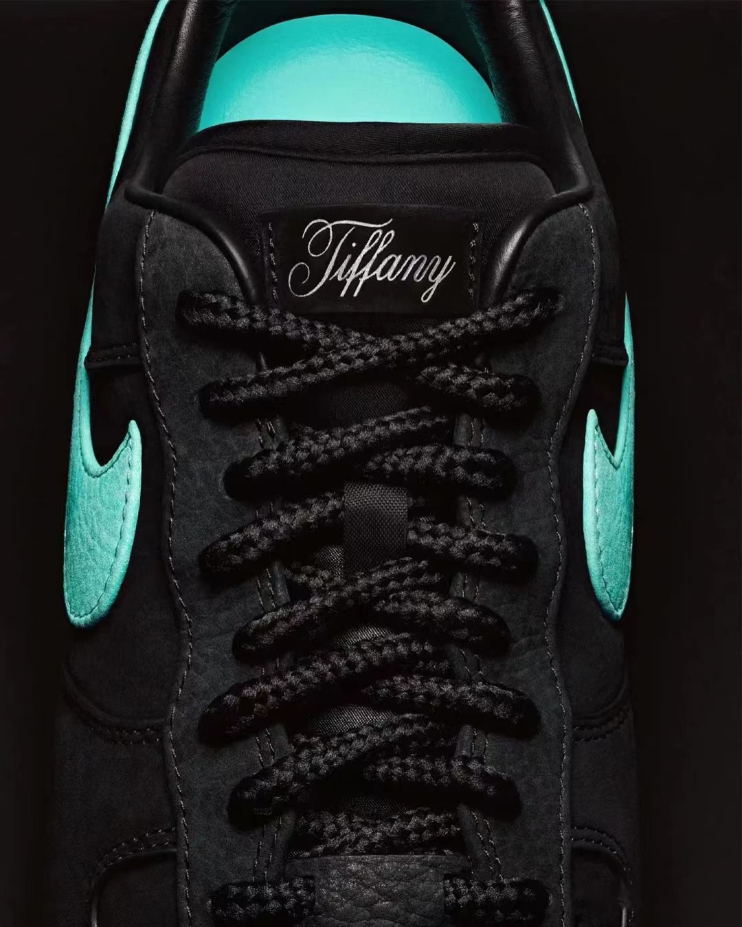 ◆新商品◆★NIKE x TIFFANY★送関込★世界中を震撼させた話題のコラボ★◆超人気◆