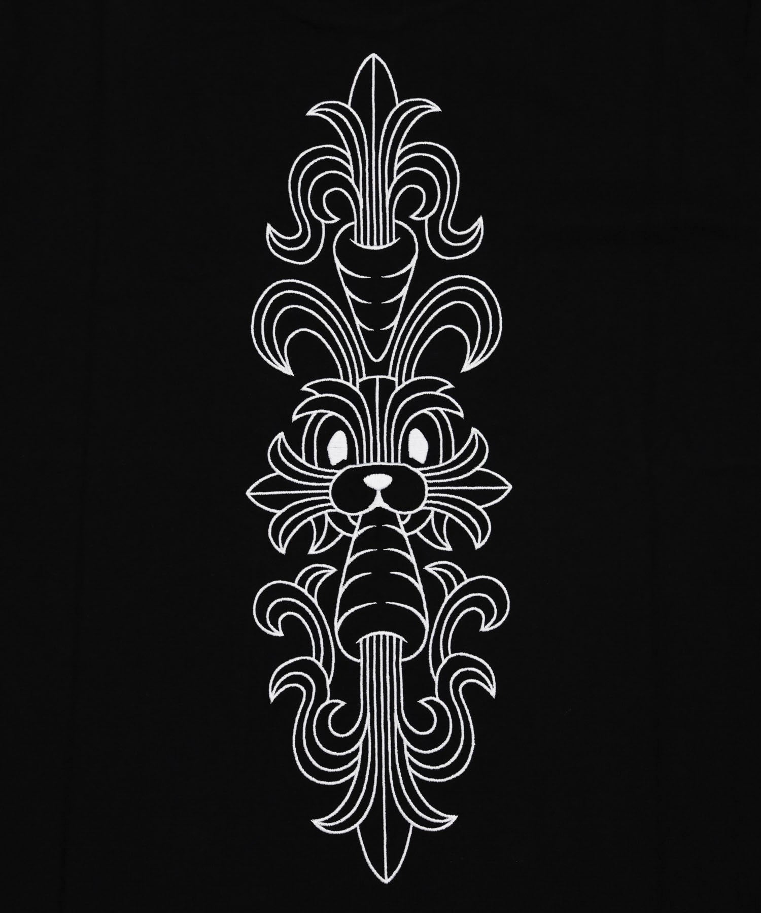 Embroidery Carrot Rabbit T-shirt