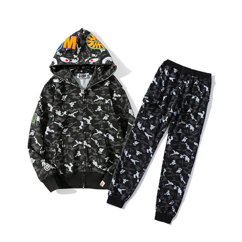 【送料無料、代金引換】A BATHING APE(エイプ) フルセット ロゴバッジ付きパンツ ジッパー付きパーカー