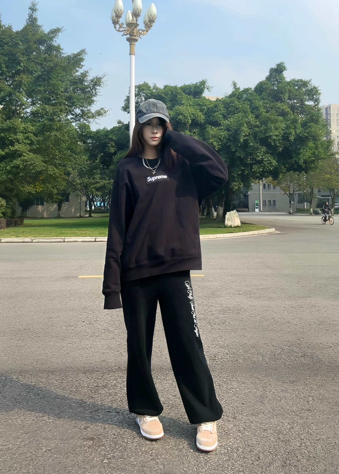 Supreme 18FW Box Logo Crewneck