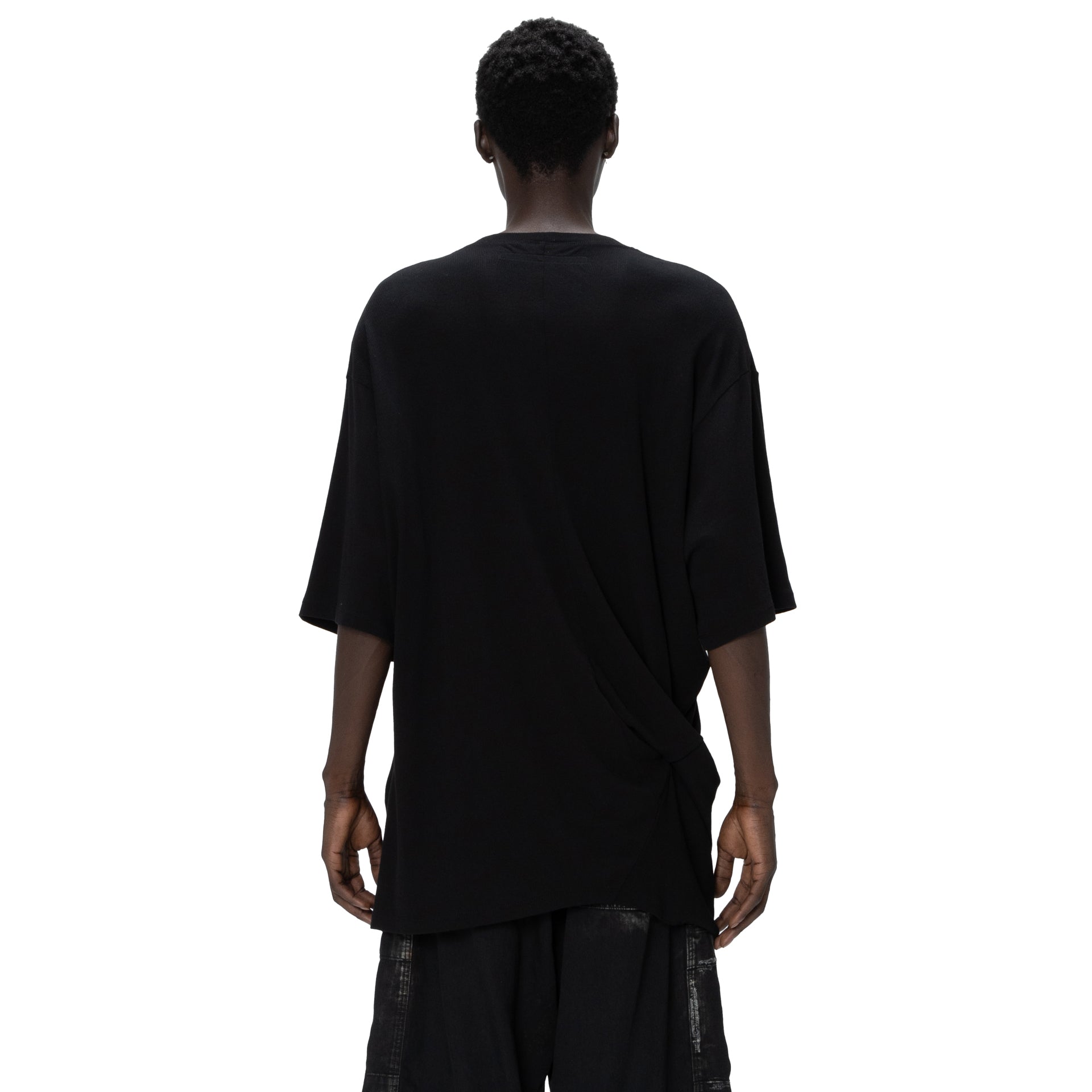 907CUM4 Black / Europa Drape T-Shirt