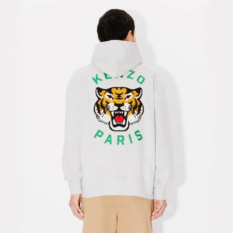 「ラッキータイガー」ジェンダーレスなオーバーサイズ刺繍パーカー