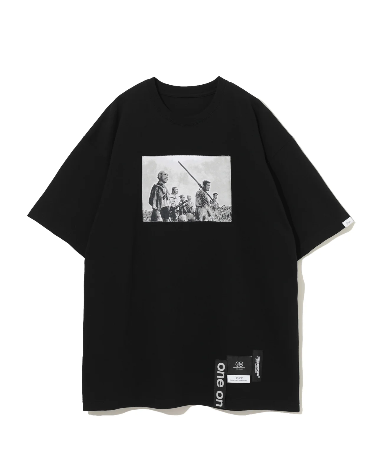 セットTシャツ① デザイン：西山徹