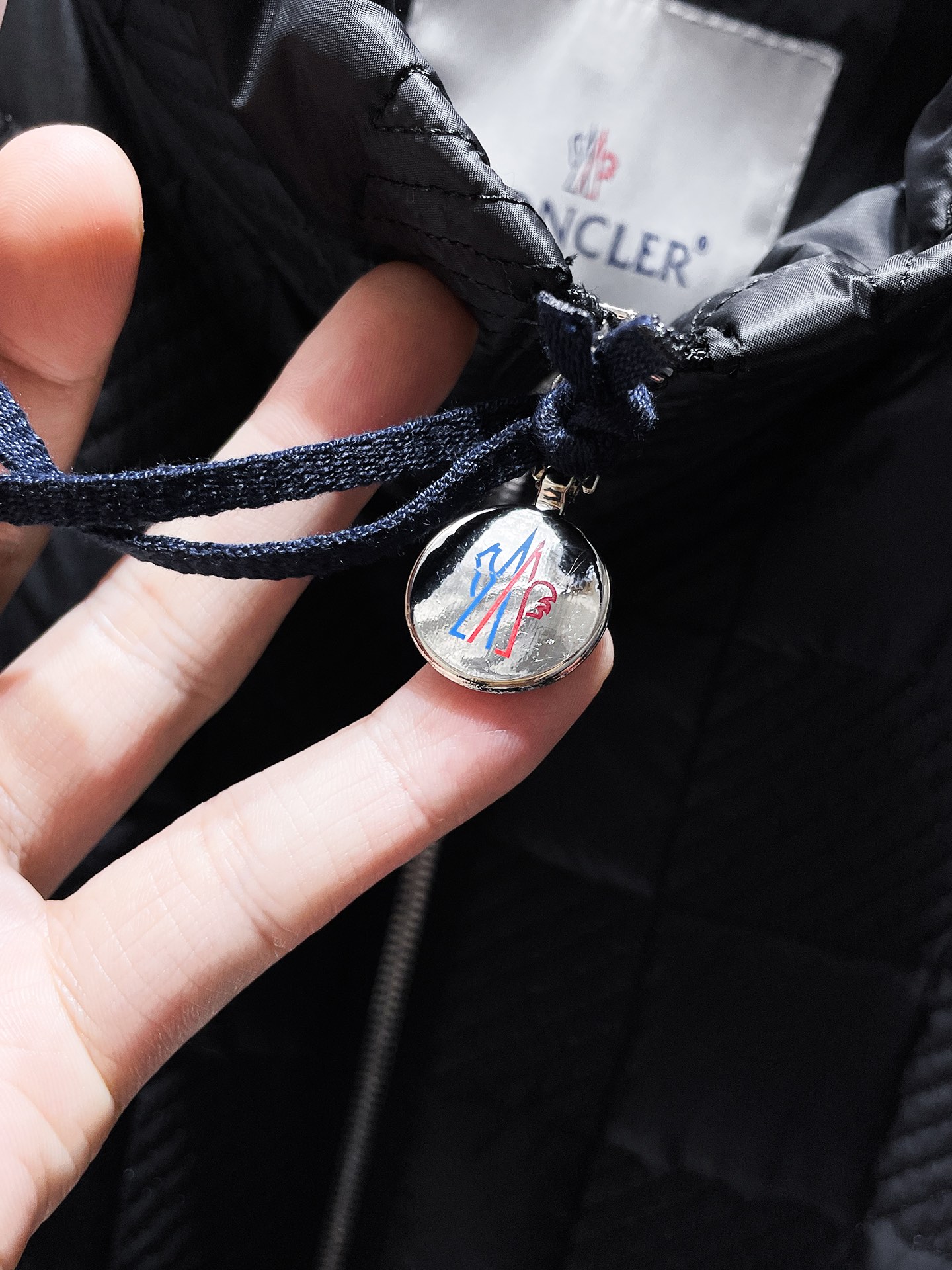 【MONCLER 公式旗艦店】モンクレール ジャケット 好評に付き再入荷！