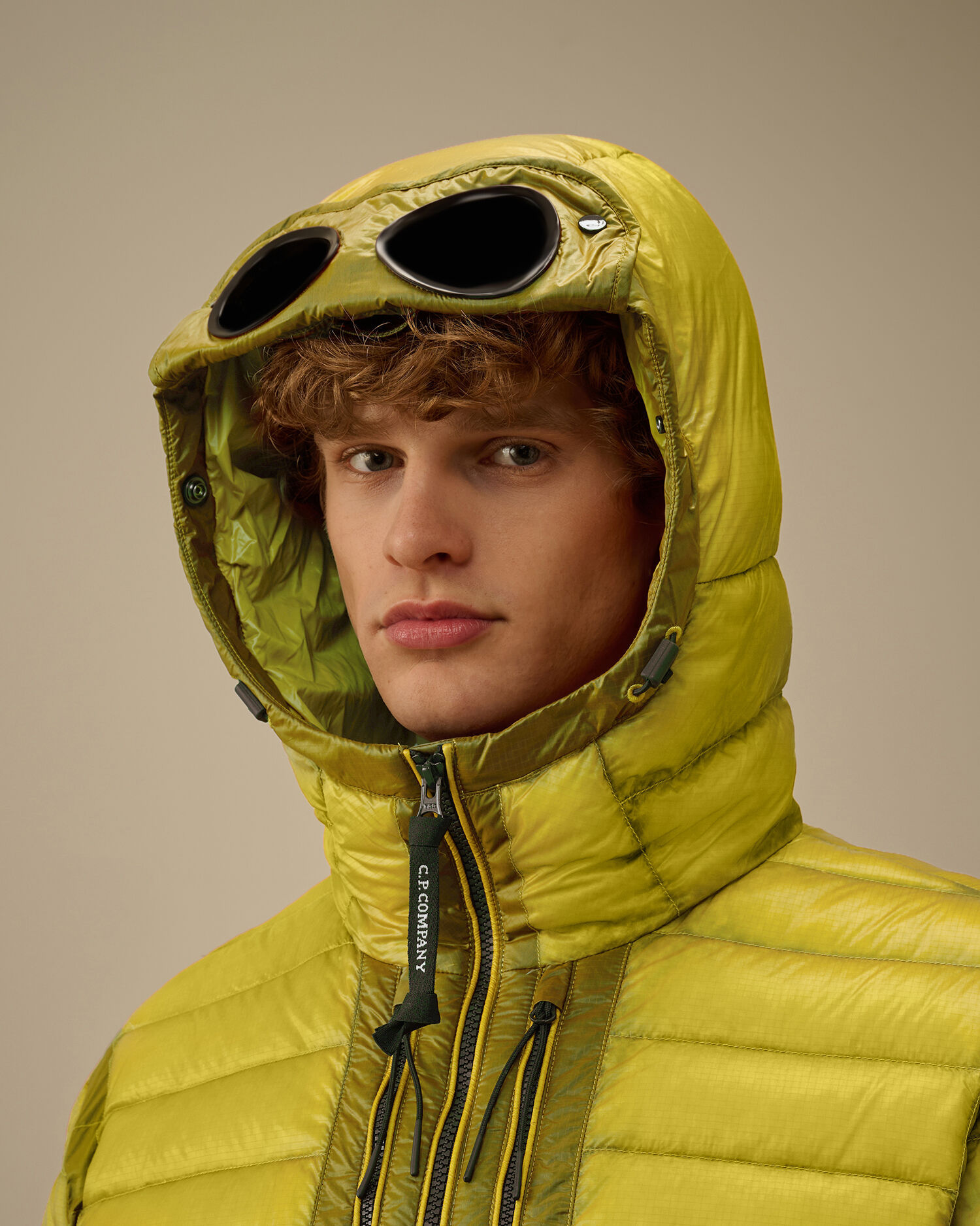 D.D. Shell Goggle Down Jacket カラー: GREEN SHEEN