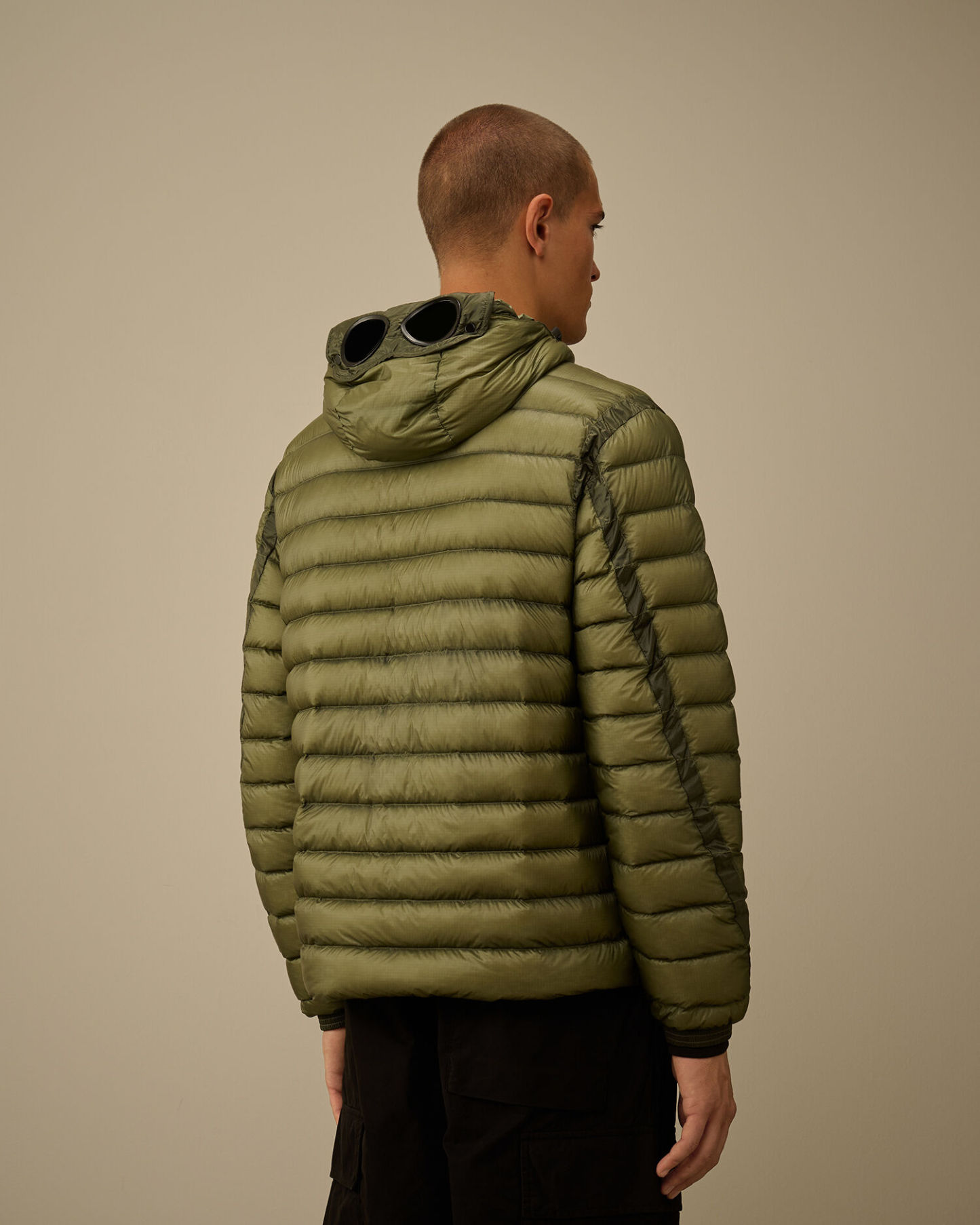D.D. Shell Goggle Down Jacket カラー: SEAGRASS - GREEN