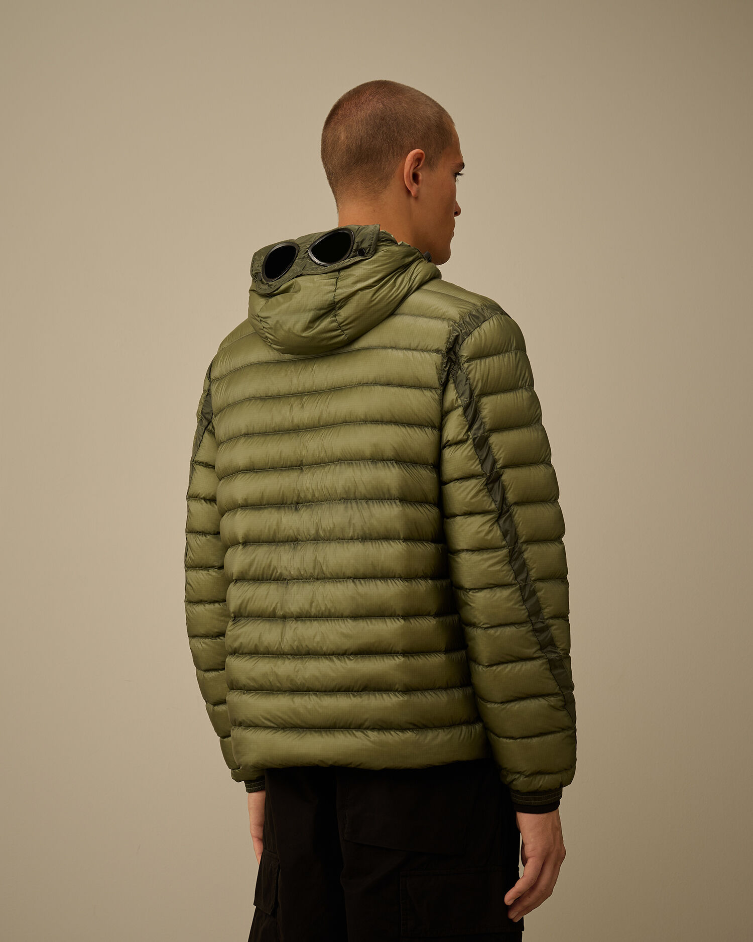 D.D. Shell Goggle Down Jacket カラー: SEAGRASS - GREEN