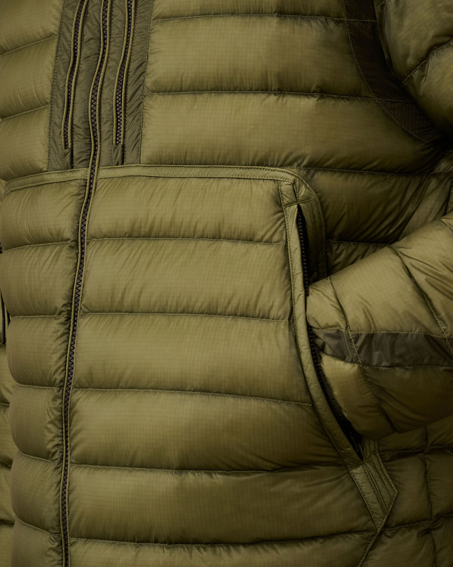 D.D. Shell Goggle Down Jacket カラー: SEAGRASS - GREEN