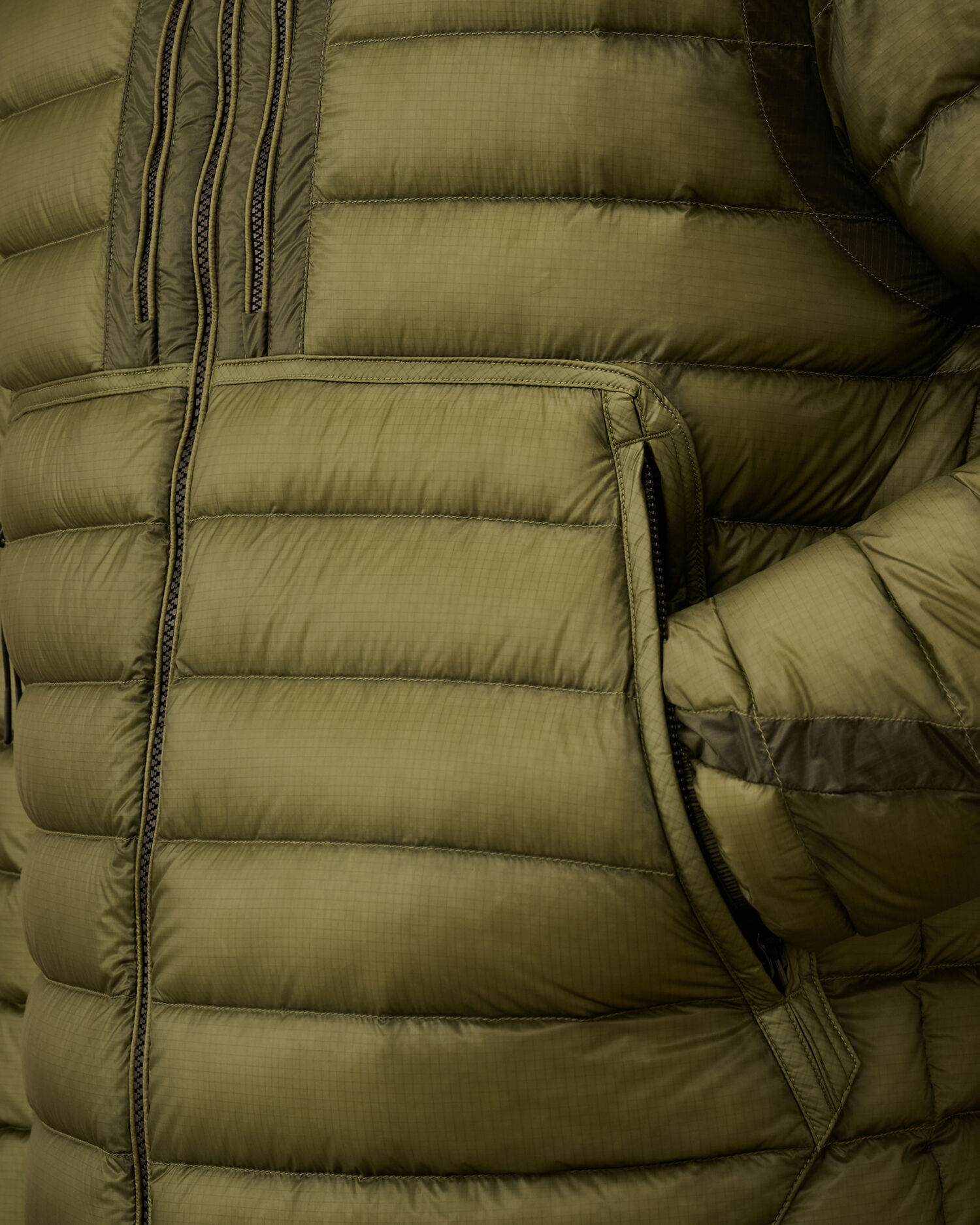 D.D. Shell Goggle Down Jacket カラー: SEAGRASS - GREEN