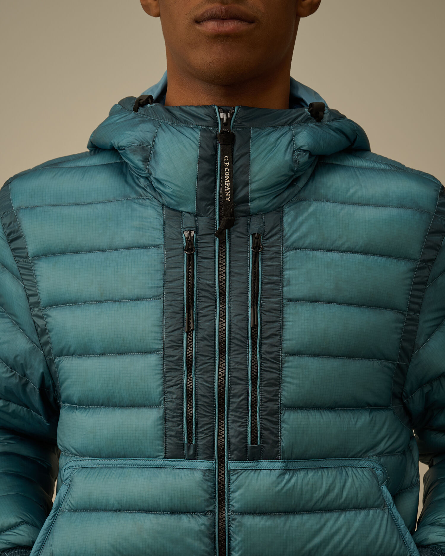 D.D. Shell Goggle Down Jacket カラー: AEGEAN BLUE