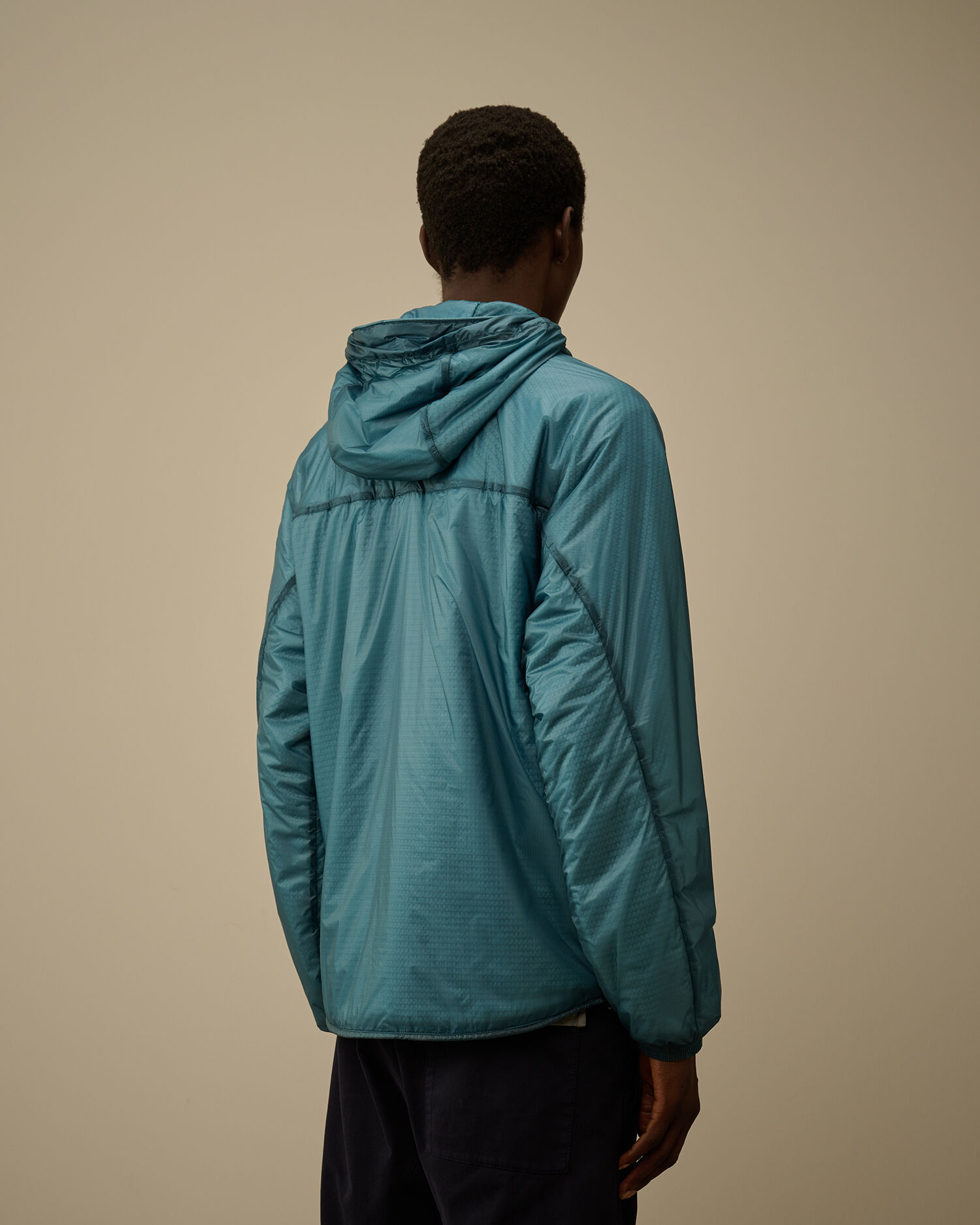 Nada Shell Hooded Padded Jacket カラー: AEGEAN BLUE