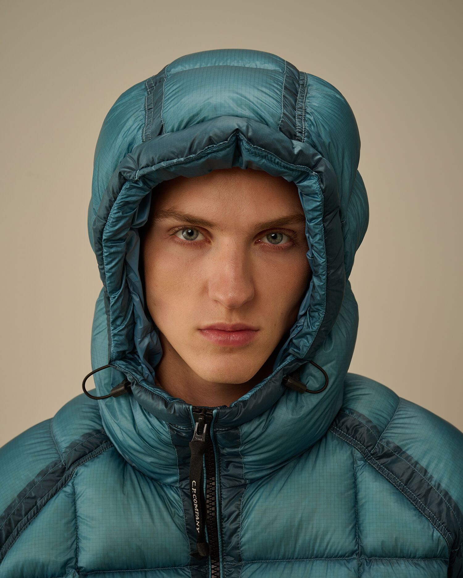 D.D. Shell Hooded Down Jacket カラー: AEGEAN BLUE